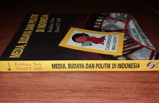 Menjembatani Politik dan Budaya