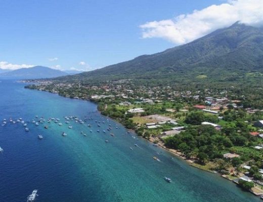 Bukan Sekedar Sastrawan (Membincangkan Lebih Lanjut ‘Sastra NTT Tak Pernah Mati’)